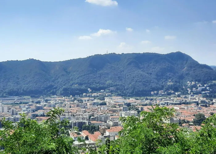 Your Lovely Nest In Côme